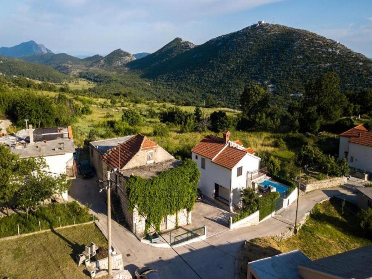 Holiday Home Mons Aureus Gornje Sitno المظهر الخارجي الصورة
