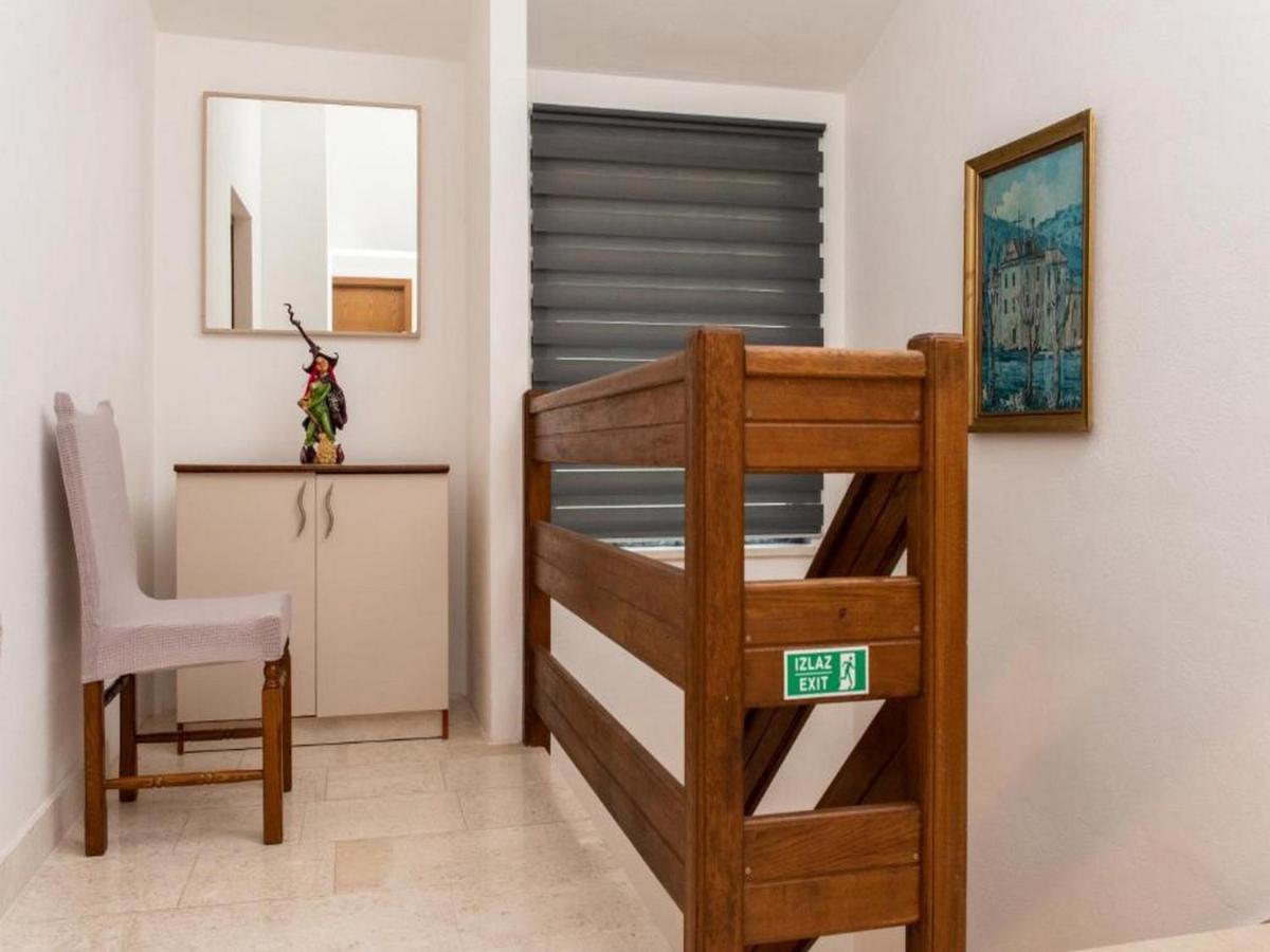 Holiday Home Mons Aureus Gornje Sitno المظهر الخارجي الصورة