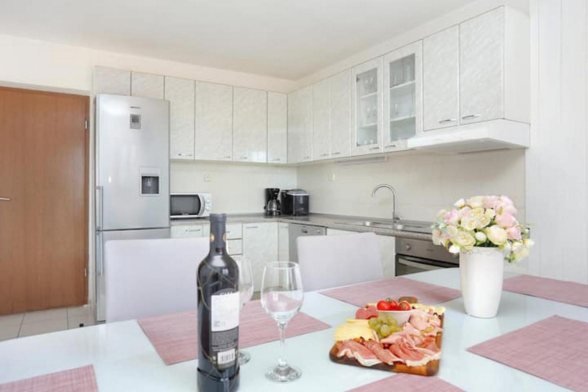 Holiday Home Mons Aureus Gornje Sitno المظهر الخارجي الصورة