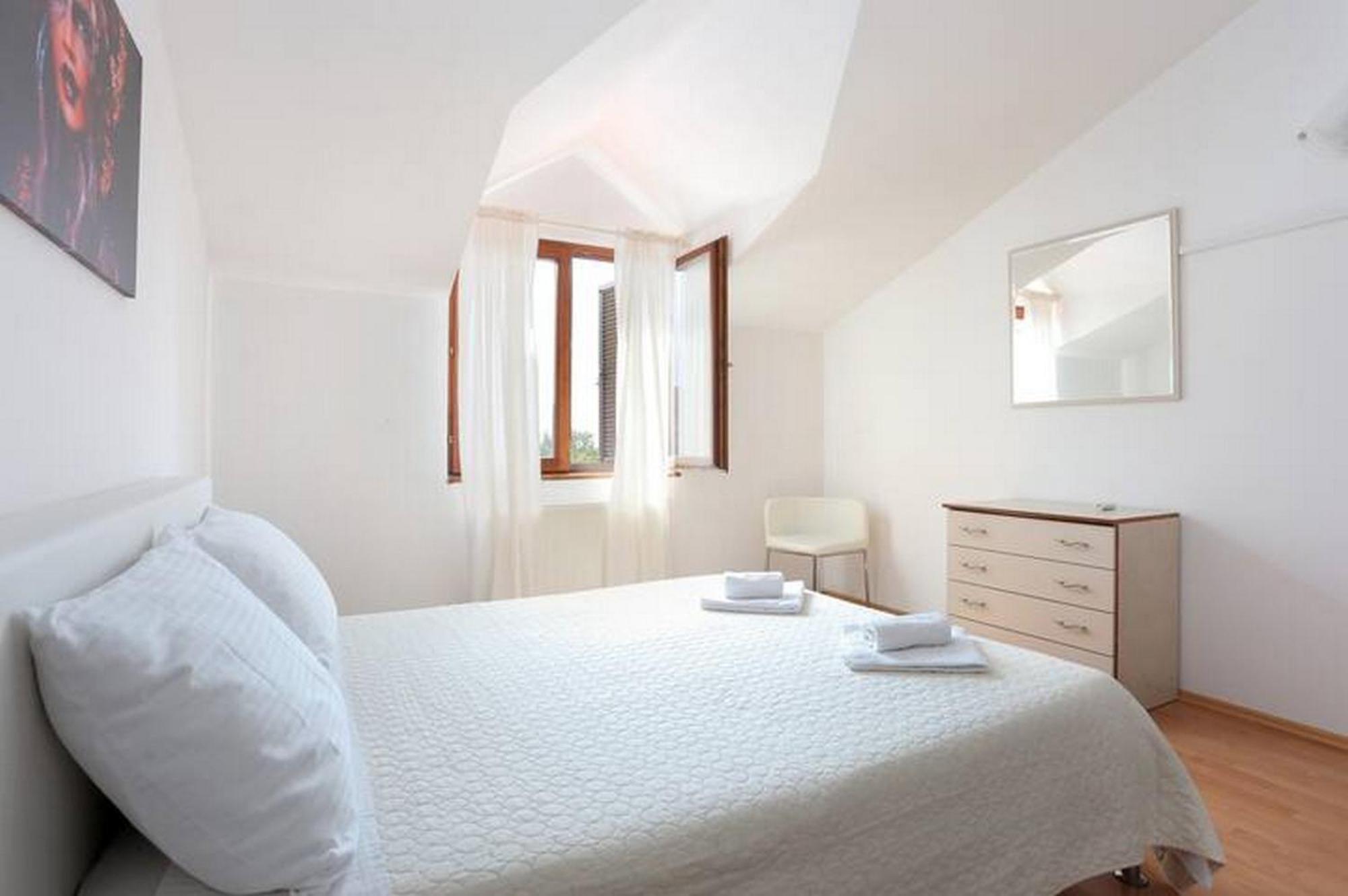 Holiday Home Mons Aureus Gornje Sitno المظهر الخارجي الصورة