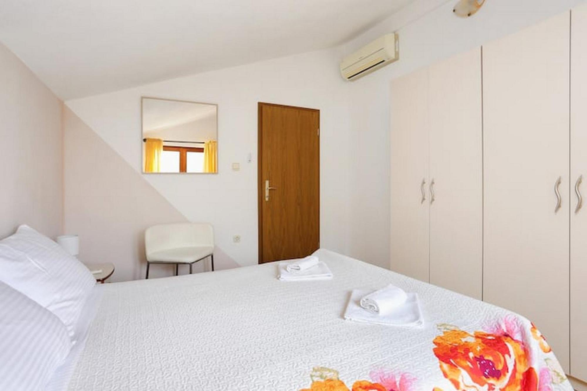 Holiday Home Mons Aureus Gornje Sitno المظهر الخارجي الصورة