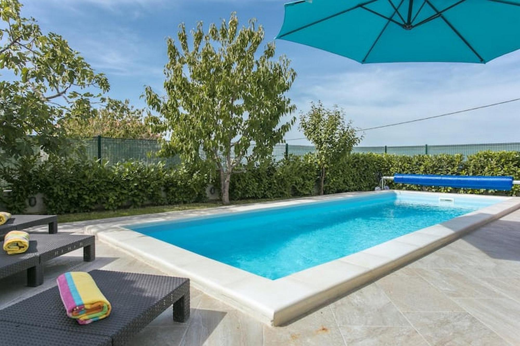 Holiday Home Mons Aureus Gornje Sitno المظهر الخارجي الصورة